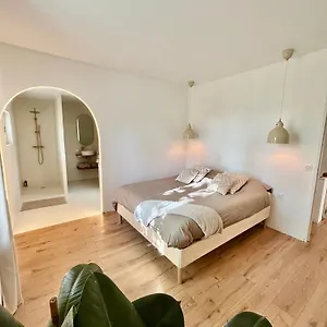 Appartement Maison A Avec Jardin Privatif Dans Domaine Des Crozes, Vienne (Isere)